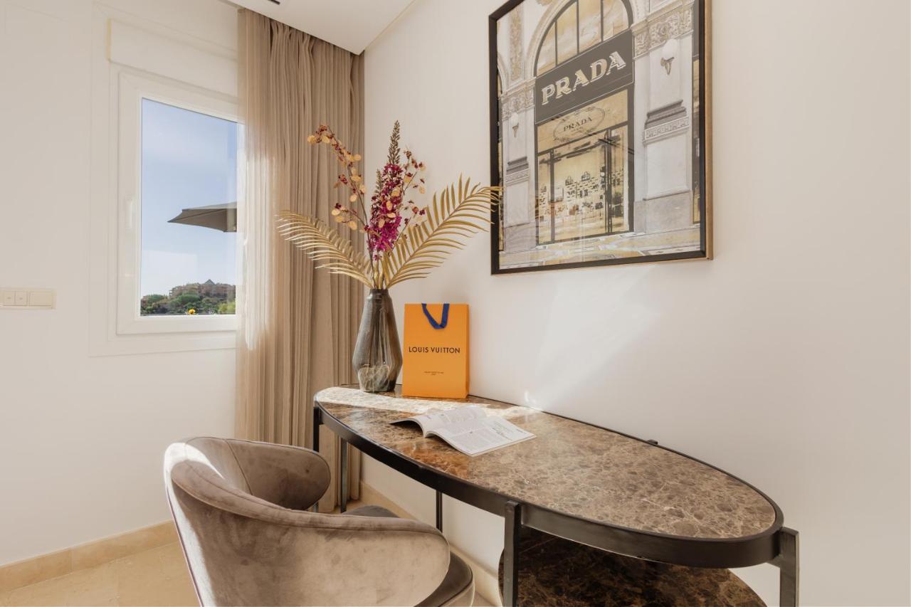 Penthouse With Sea And Views, Nueva Andalucia, *