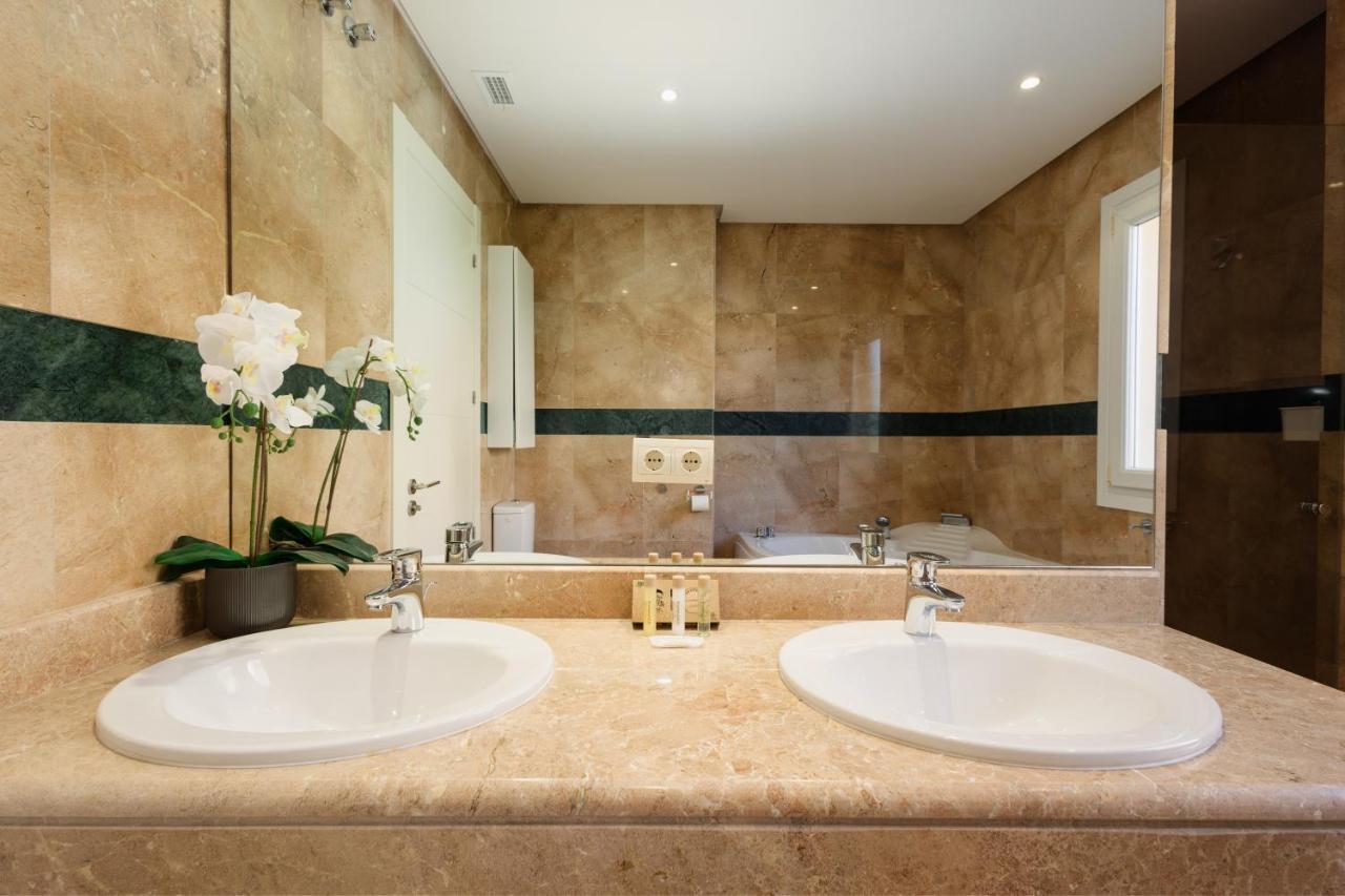 Apartment Penthouse With Sea And Views, Nueva Andalucia, Marbella