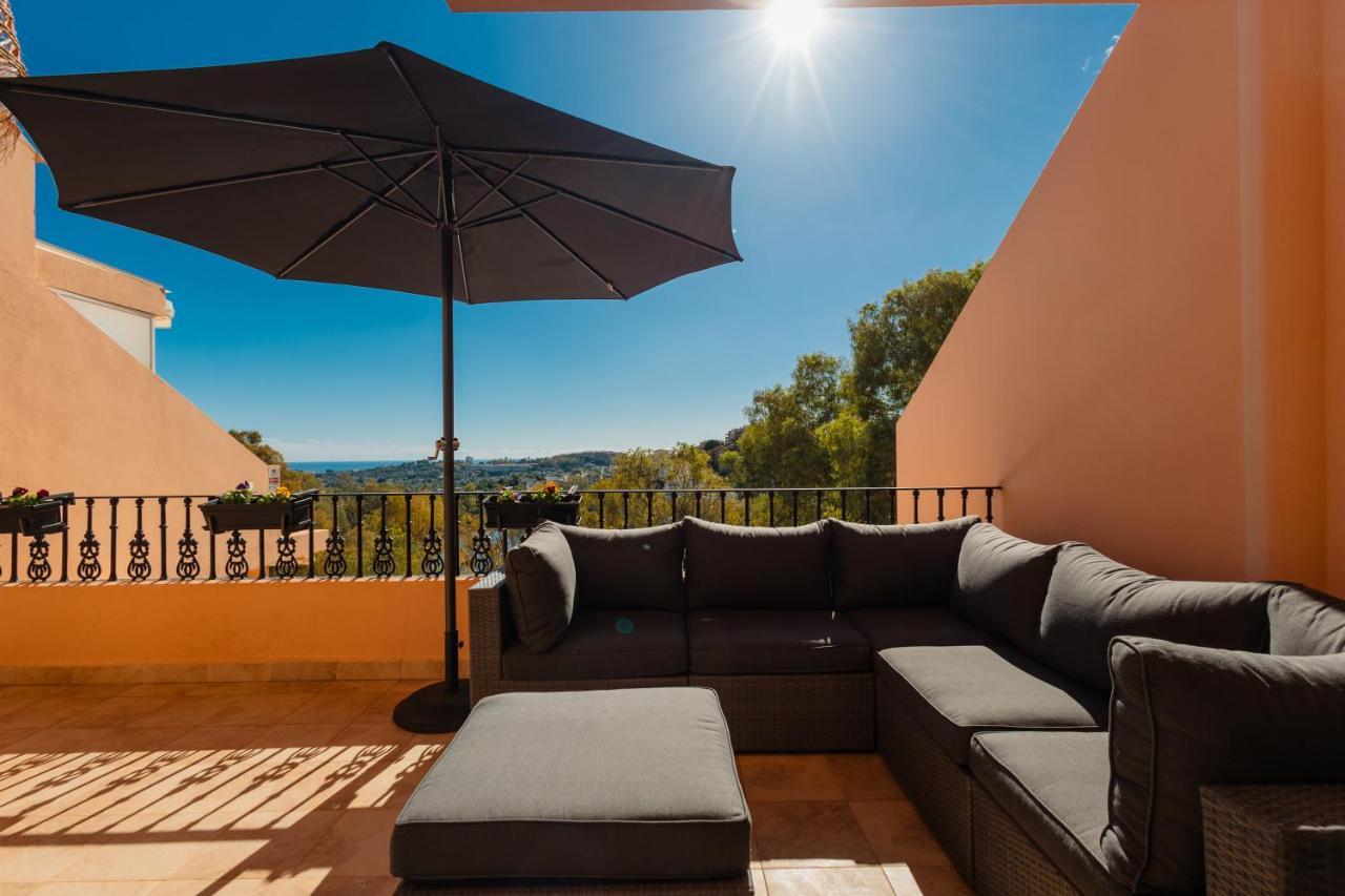 Apartment Penthouse With Sea And Views, Nueva Andalucia,